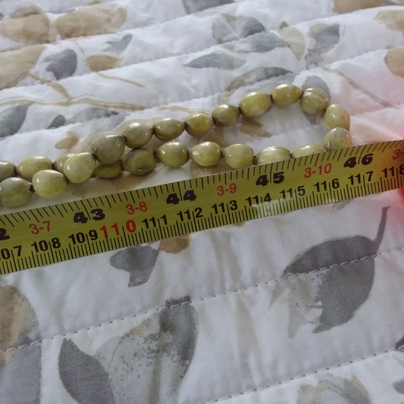 Kukui nut vintage 92" necklace/prayer beads - Picture 5 of 5